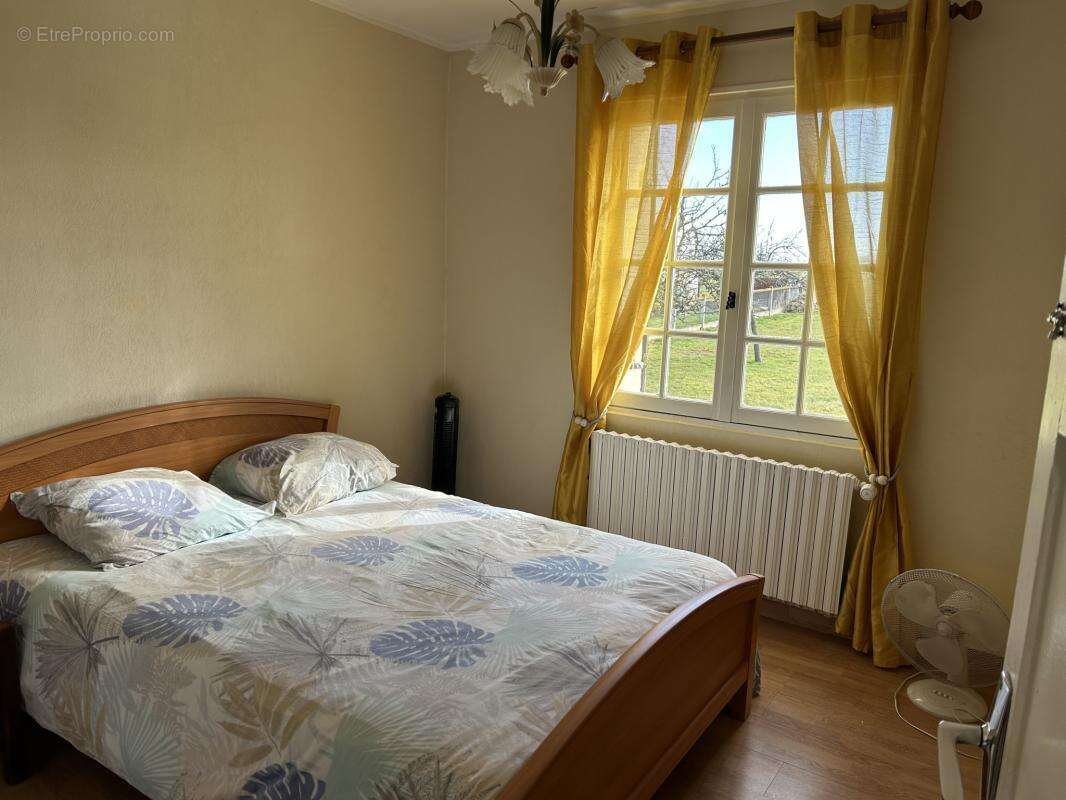 Maison à LA HAYE-SAINT-SYLVESTRE