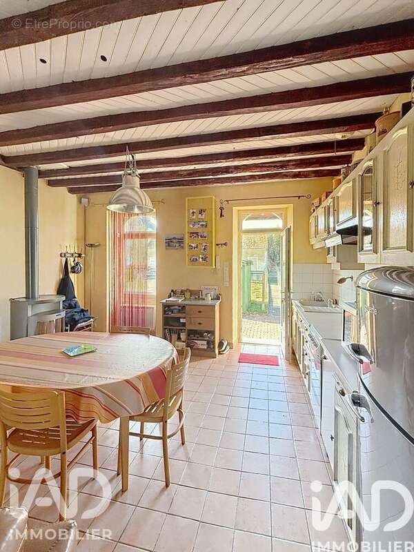 Photo 4 - Maison à LE BREIL-SUR-MERIZE