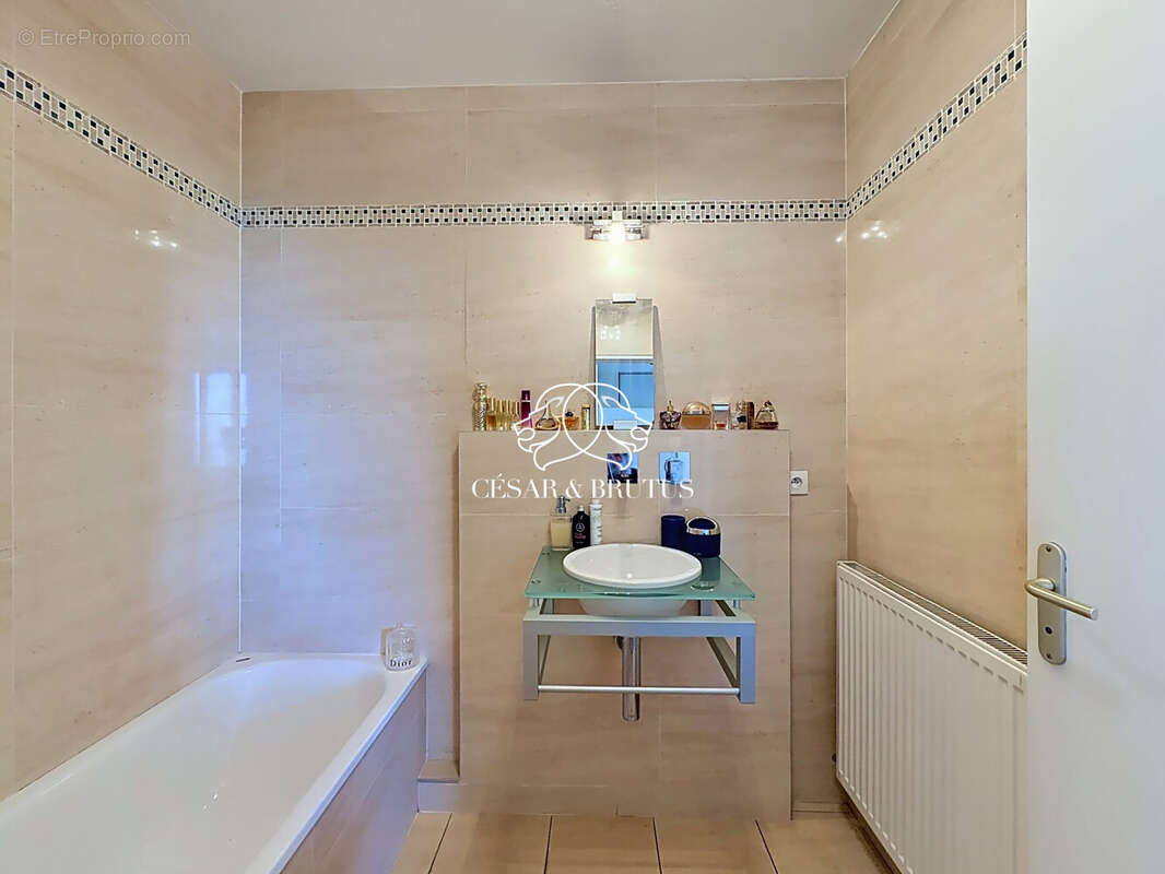 Appartement à LYON-3E