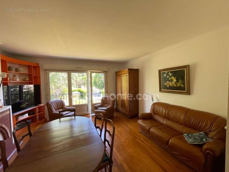 Maison à MAGNAC-LAVAL