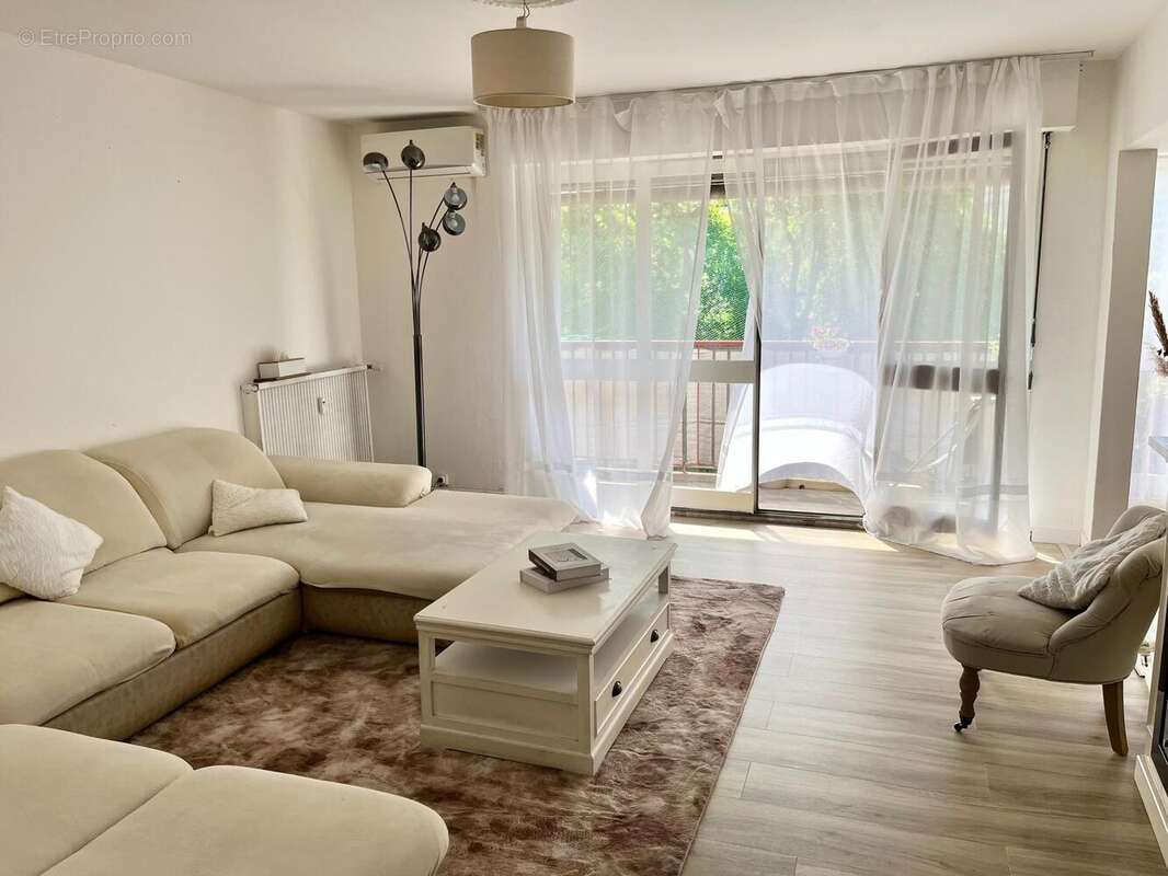 Photo 2 - Appartement à AVIGNON