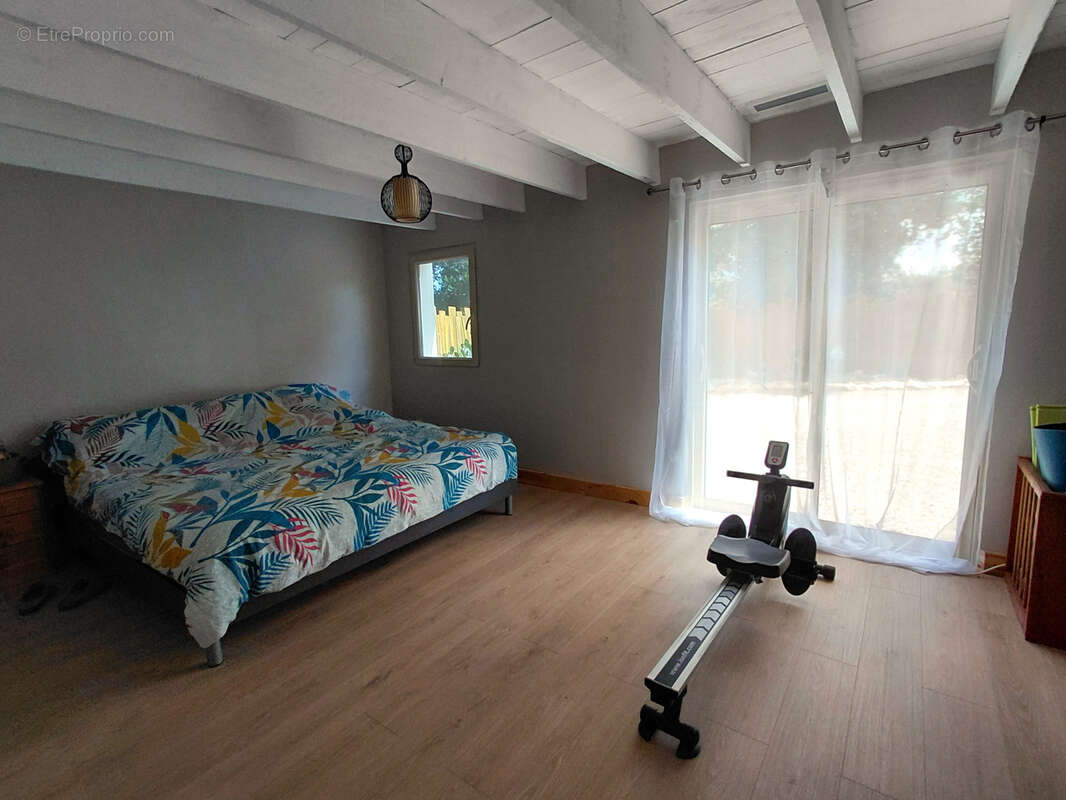 Les Lèches - Plain-pied de 4 chambres - photo 11