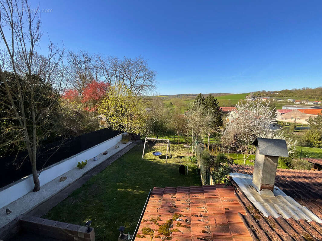 Maison à MONCEL-SUR-SEILLE