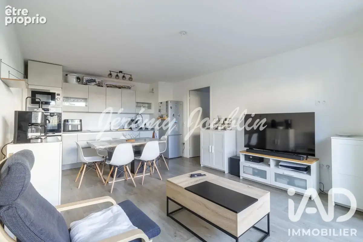 Photo 1 - Appartement à JOUY-LE-MOUTIER