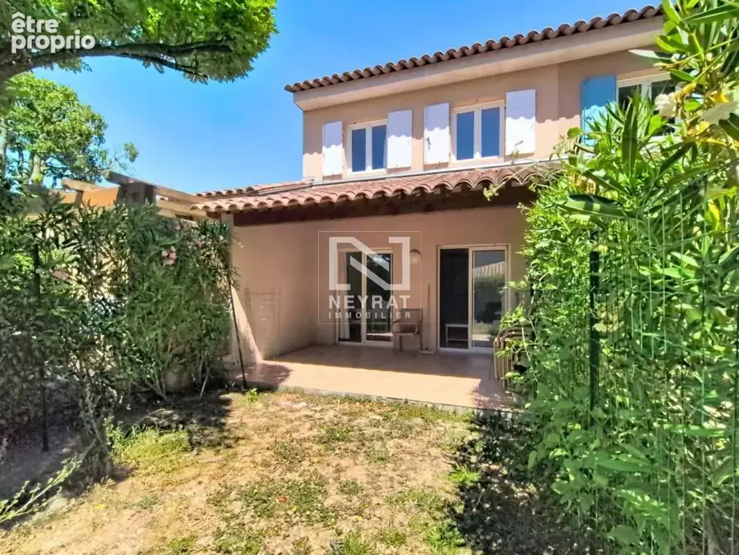 Appartement à MONTAUROUX
