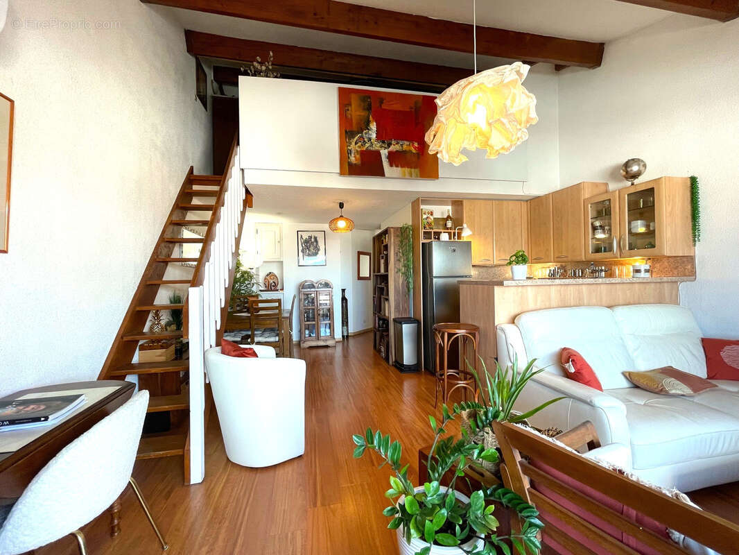 Appartement à VILLENEUVE-DE-LA-RAHO