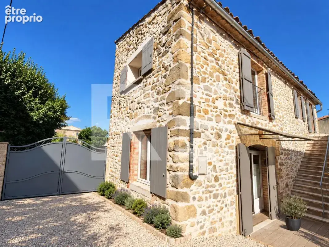 Photo Maison à Moussac au prix de 269 000€