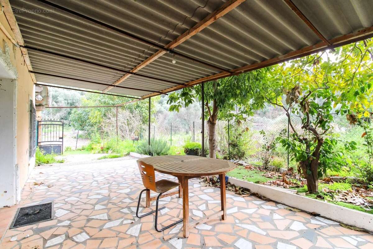 Maison à SAINT-MARTIN-DU-VAR