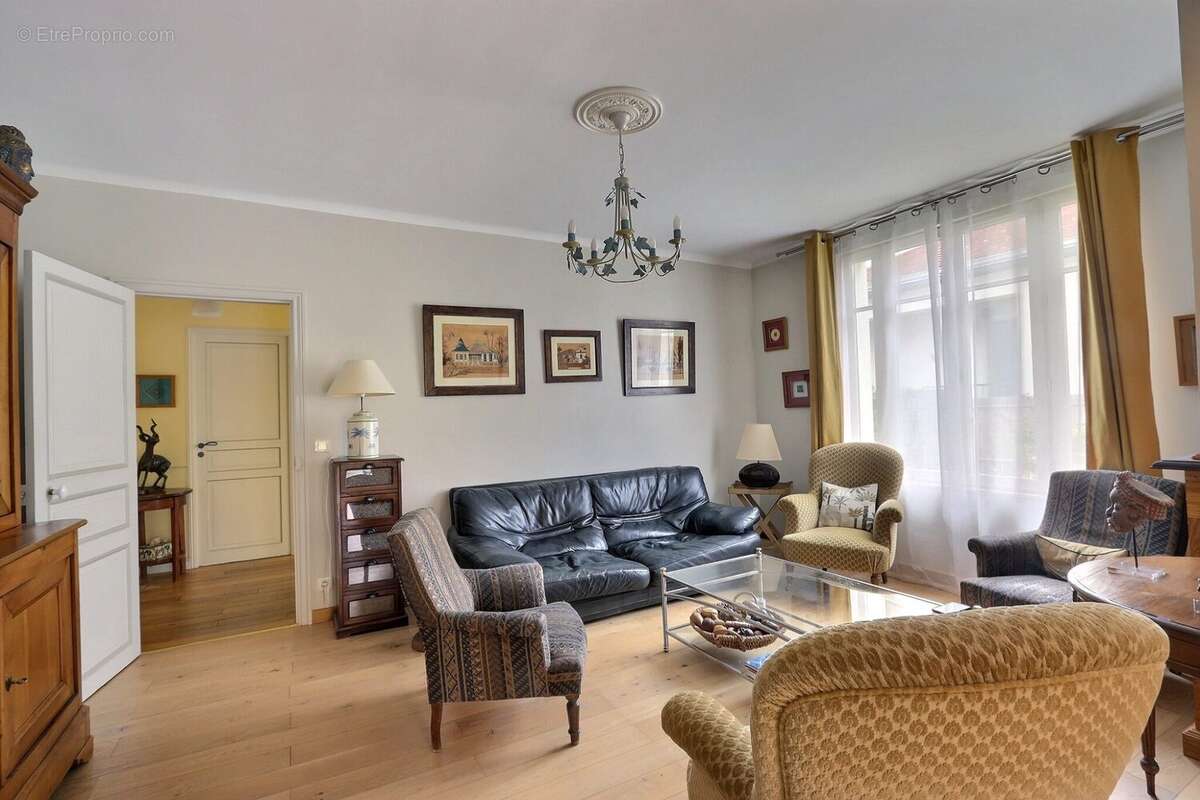 Maison à CLERMONT-FERRAND