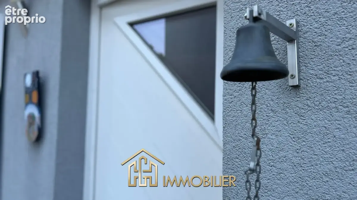 Ici, tout est réuni pour profiter d'une maison facile à vivre : un seul niveau, trois chambres, une pièce de v - photo 10