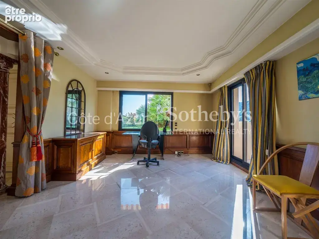 Mougins, grand appartement en dernier étage avec terrasses et vue mer - photo 14