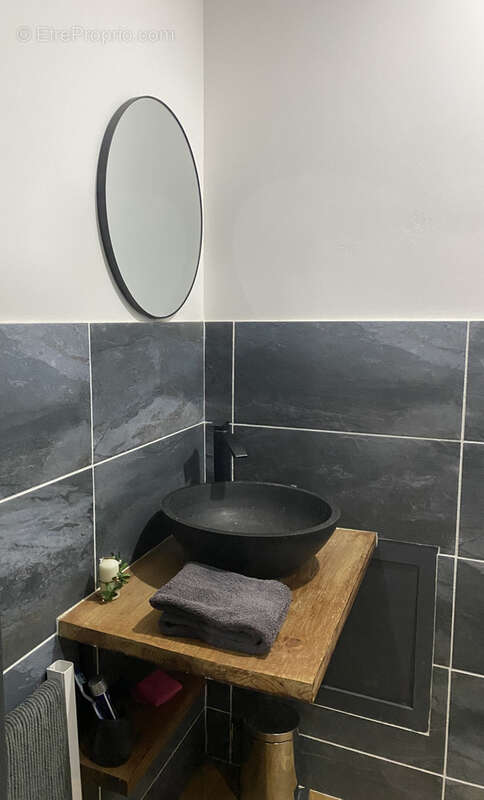 Appartement à LYON-9E