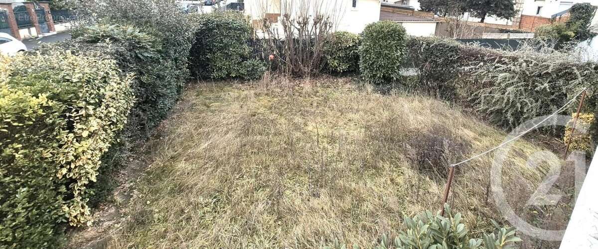 Maison à BONNEUIL-SUR-MARNE