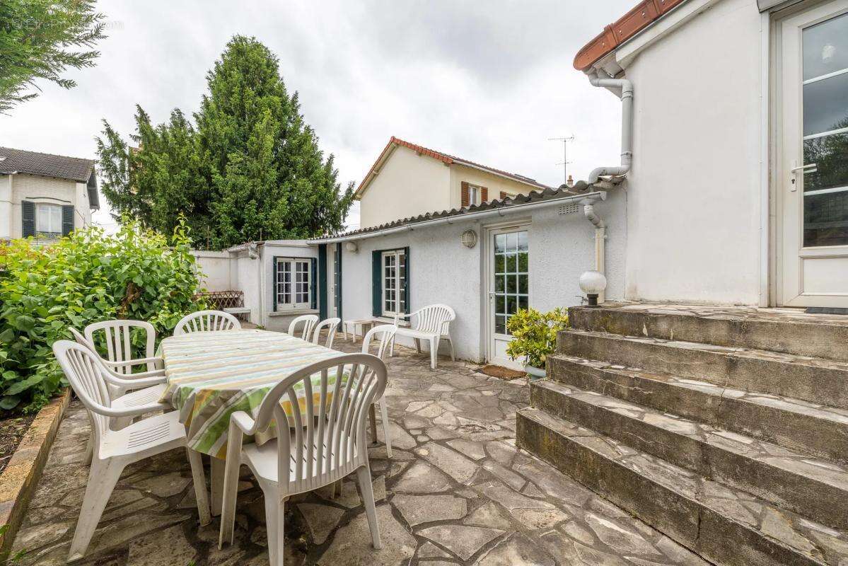 Maison à ERMONT