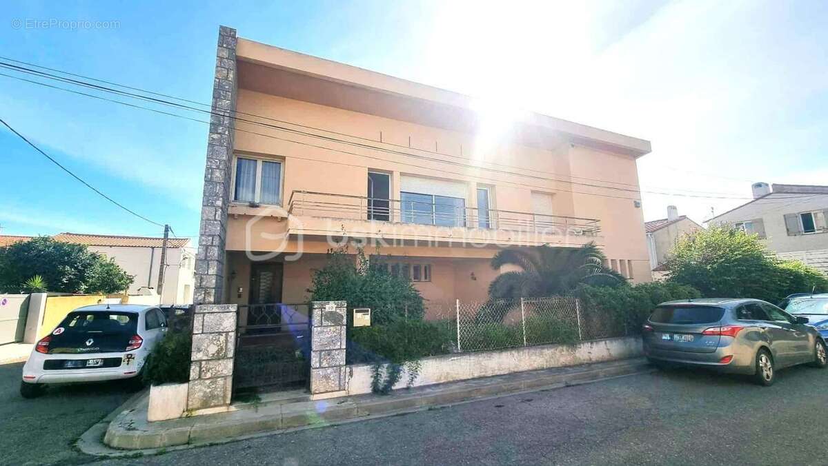 Maison à VILLELONGUE-DE-LA-SALANQUE