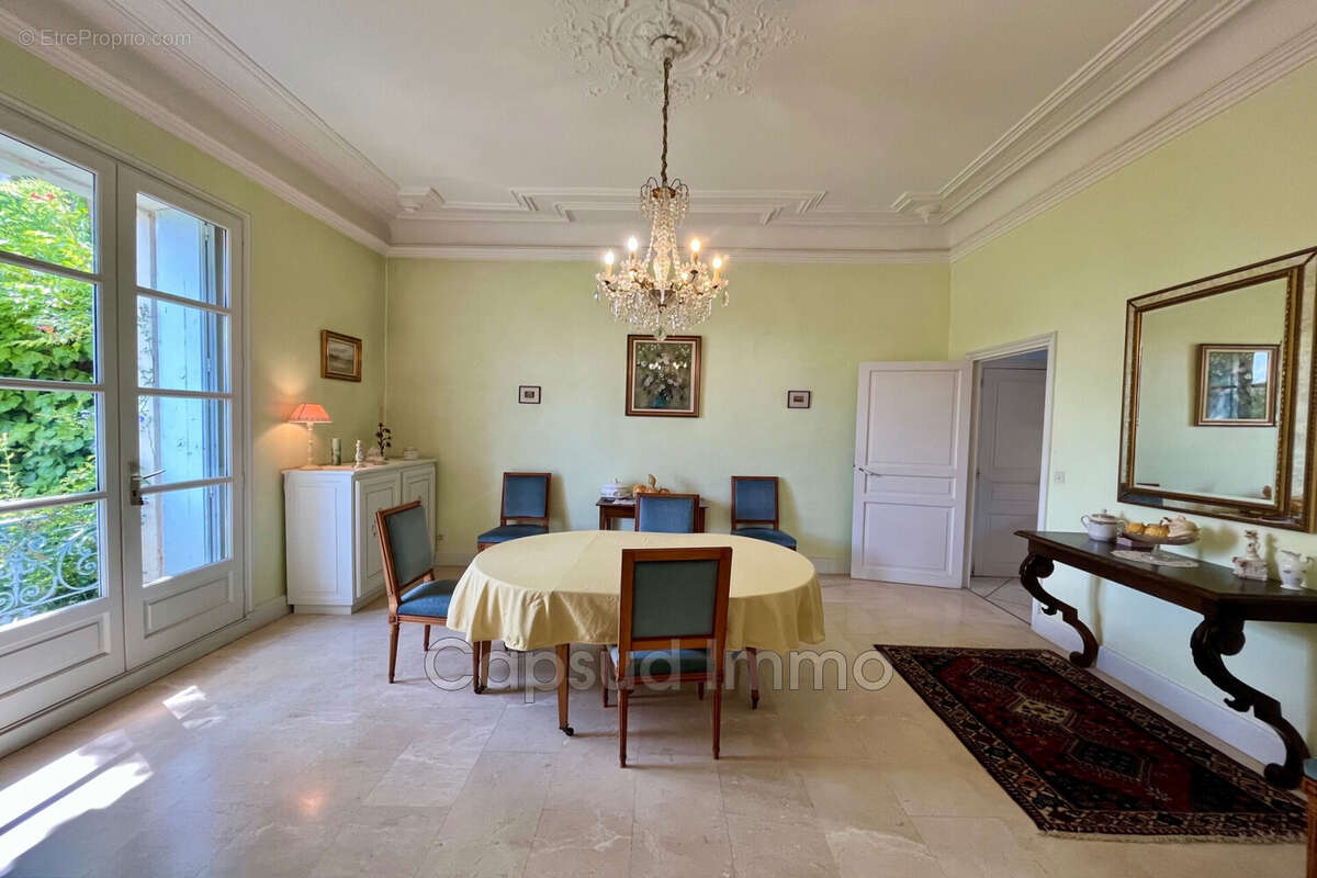 Maison à PUISSALICON