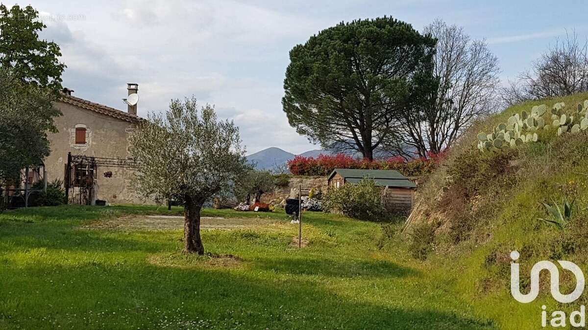 Photo 3 - Maison à SAINT-THEODORIT