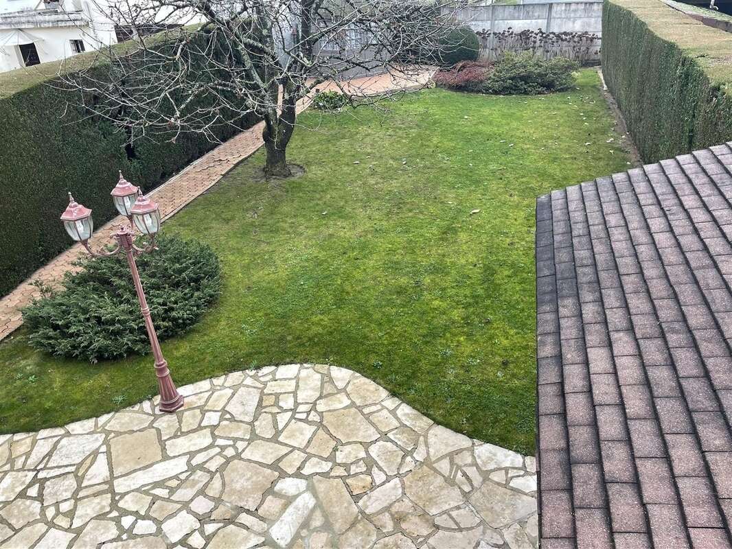 Maison à PONTAULT-COMBAULT