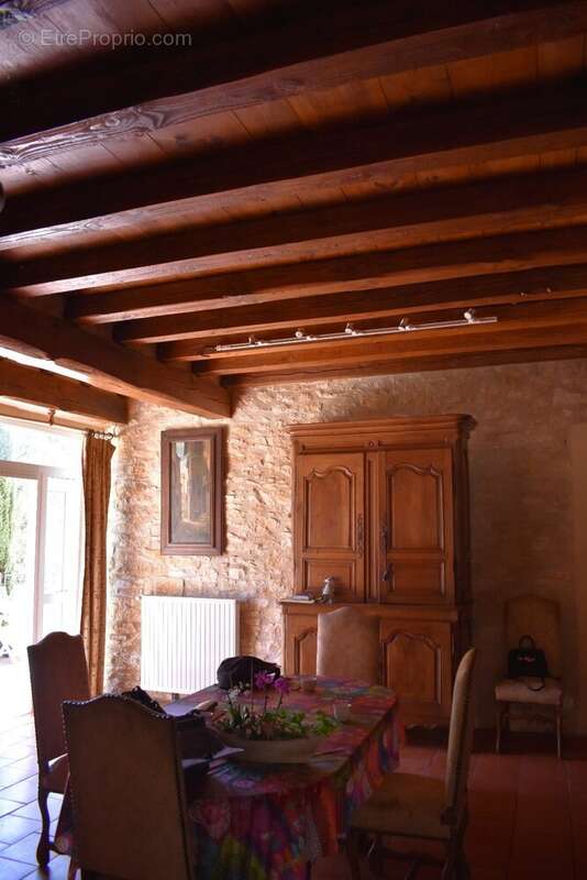 Maison à ROUFFIGNAC-SAINT-CERNIN-DE-REILHAC