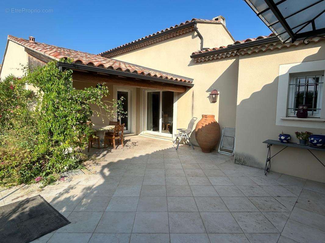 Maison à VAISON-LA-ROMAINE