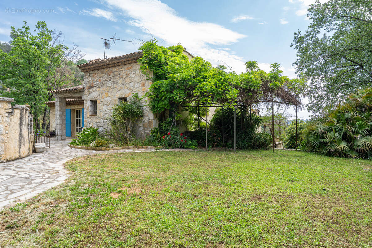 Maison à LA COLLE-SUR-LOUP