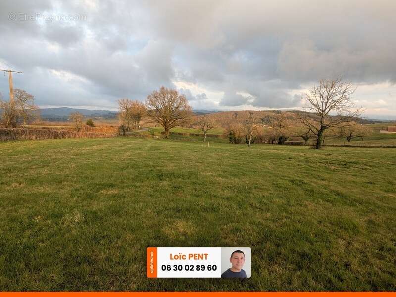 Terrain à NIZEROLLES