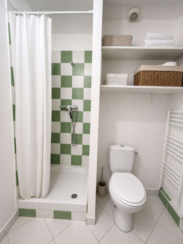 Appartement à MARSEILLE-1E