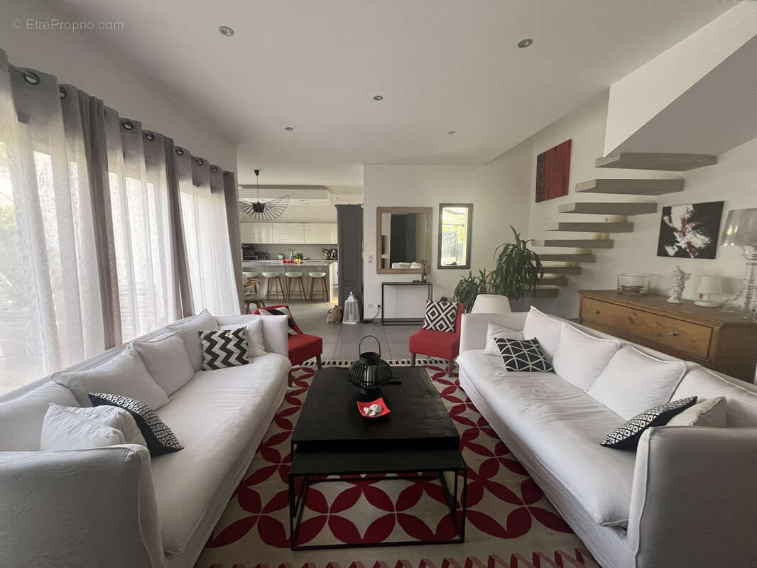Maison à NIMES
