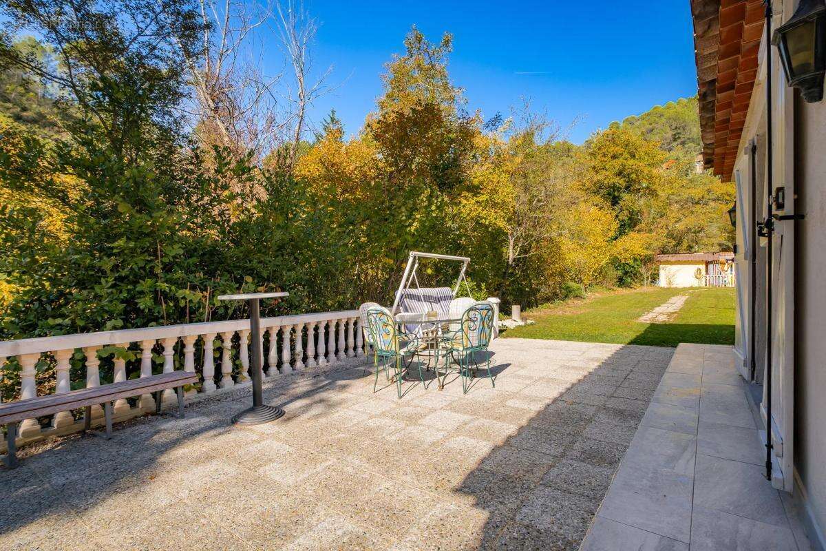 Maison à L&#039;ESCARENE