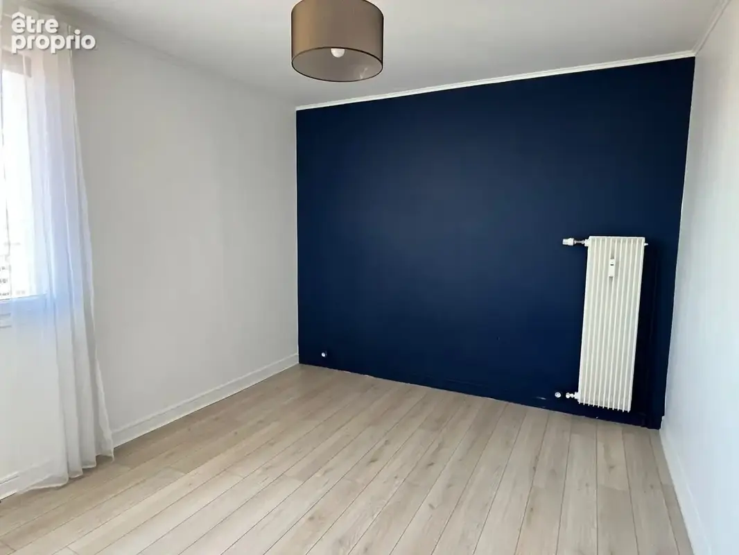 T4 lumineux avec balcon, cave et parking privé   10ème étage - photo 7