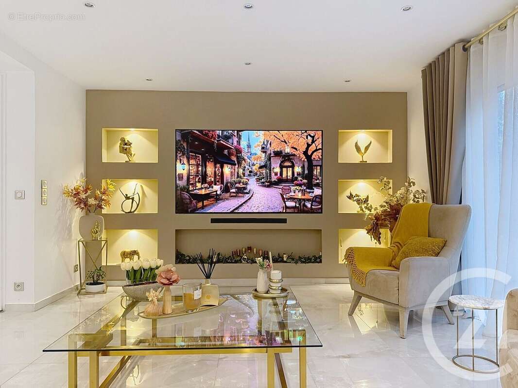 Photo 5 - Maison à THIAIS