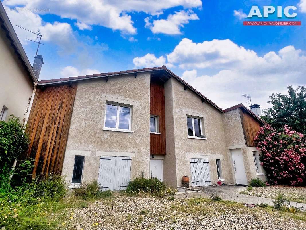 Appartement à SAINT-BRICE-SOUS-FORET