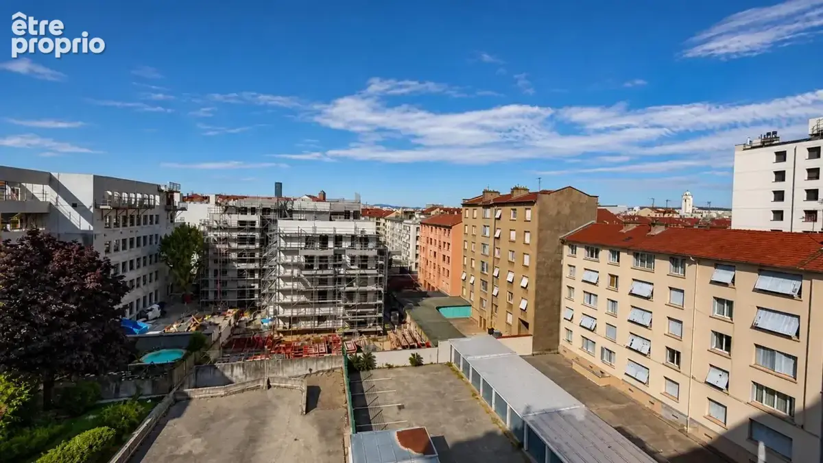 Villeurbanne 2 pièces de 34 m² traversant climatisé et meublé - photo 8