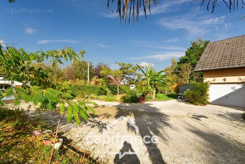 Maison à SAINT-GERMAIN-DU-BOIS