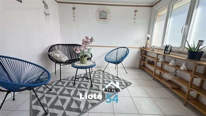 Maison à SAINT-REMIMONT