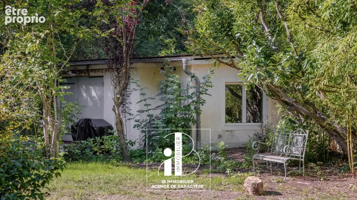 Maison de charme de 223 m²  /jardin 1.053m² - photo 30
