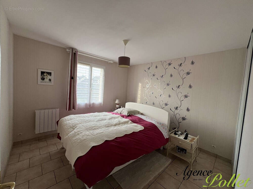 Maison à AUBIGNY-SUR-NERE