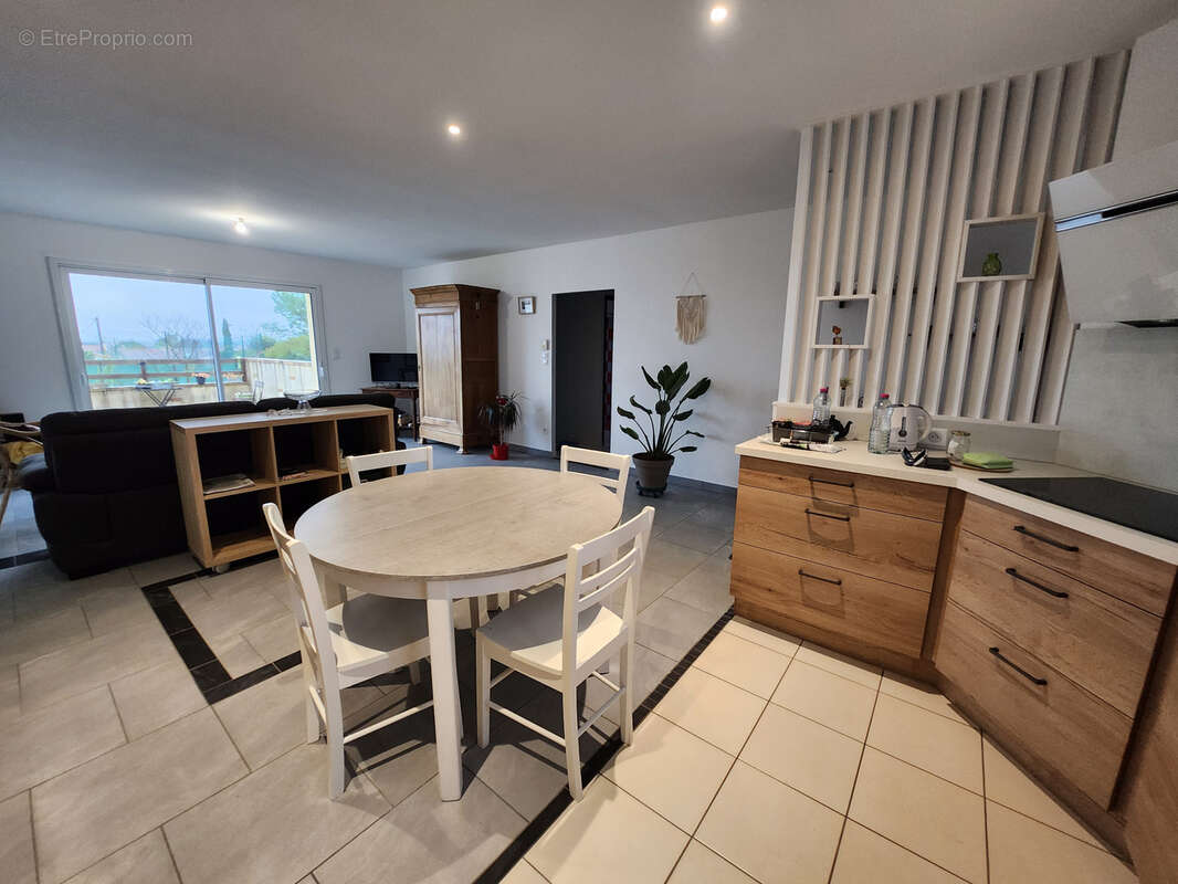 Maison plain-pied 3 chambres et garage - photo 4