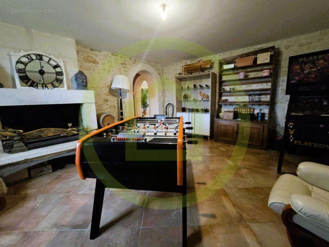 Maison à MIRAMBEAU