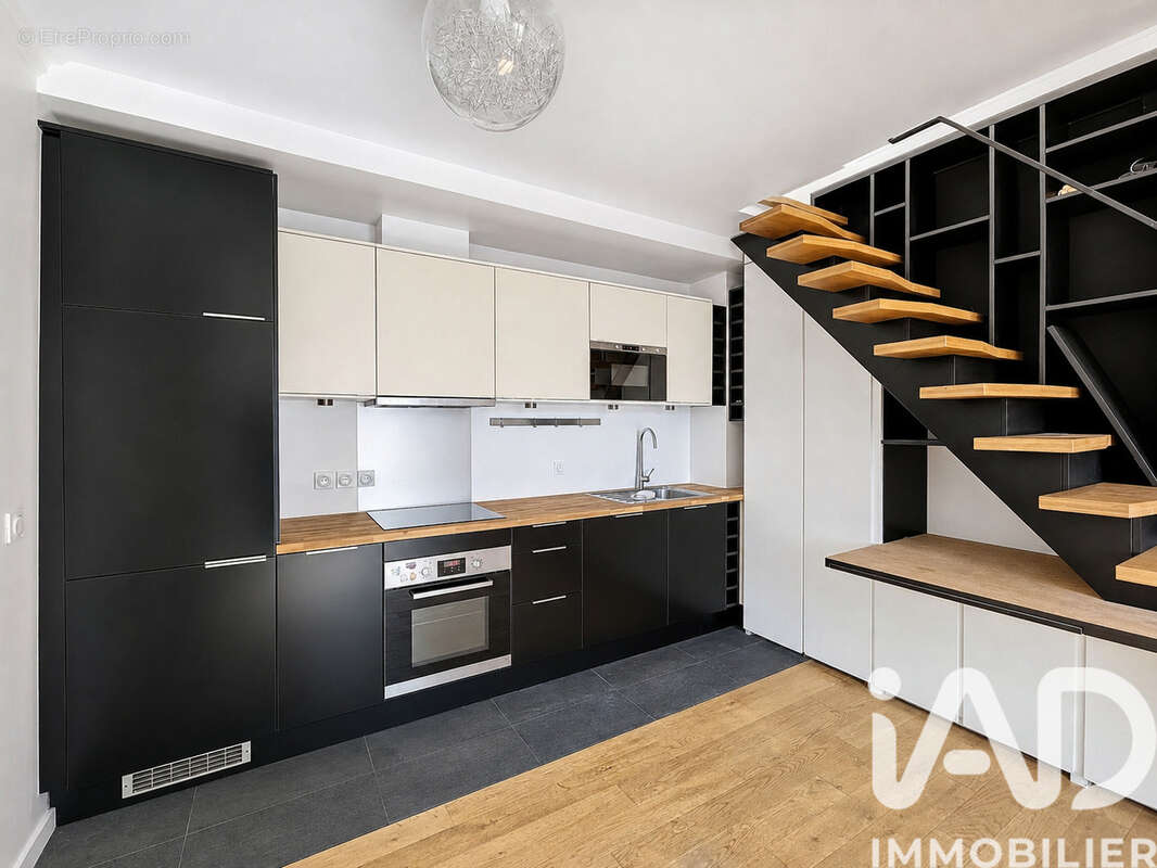 Photo 4 - Appartement à PARIS-18E