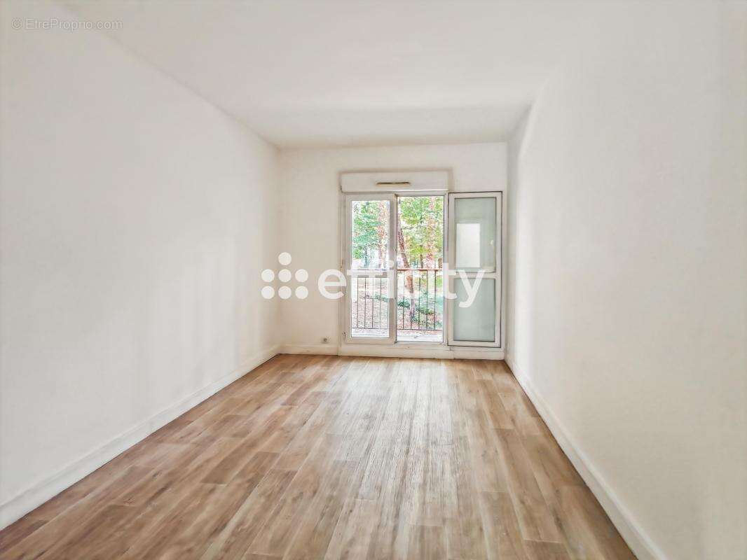 Appartement à TREMBLAY-EN-FRANCE