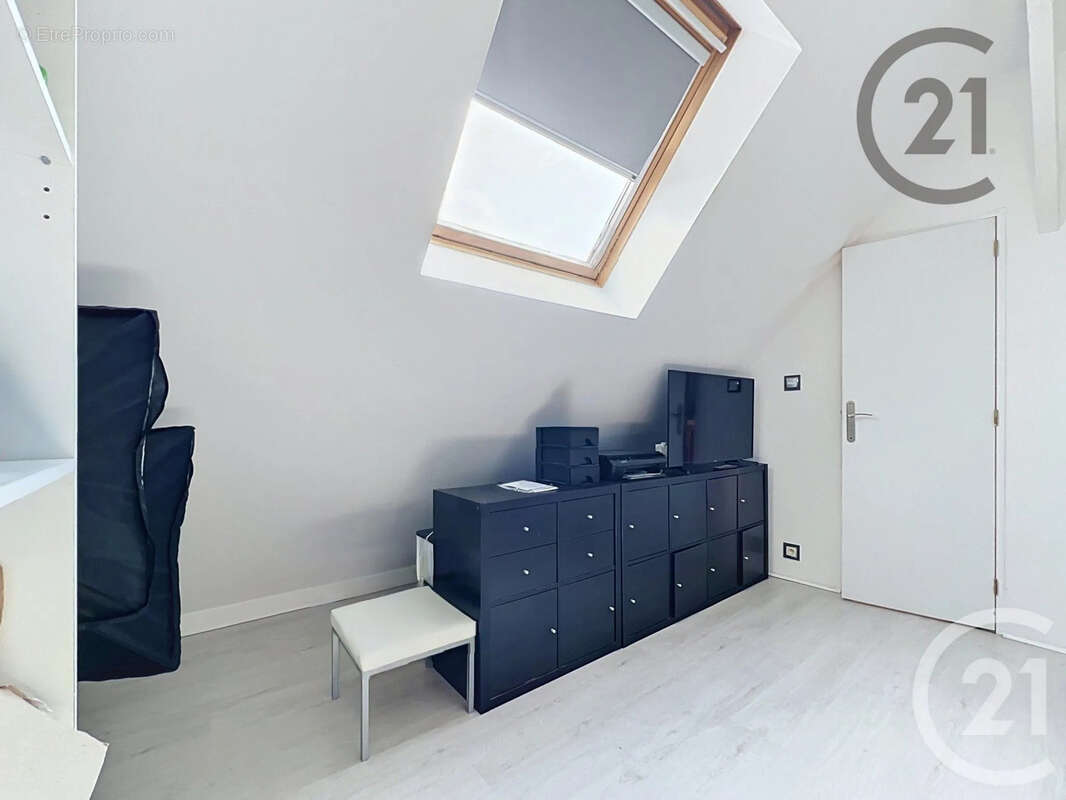 Maison 140 m² à Reims  - photo 20
