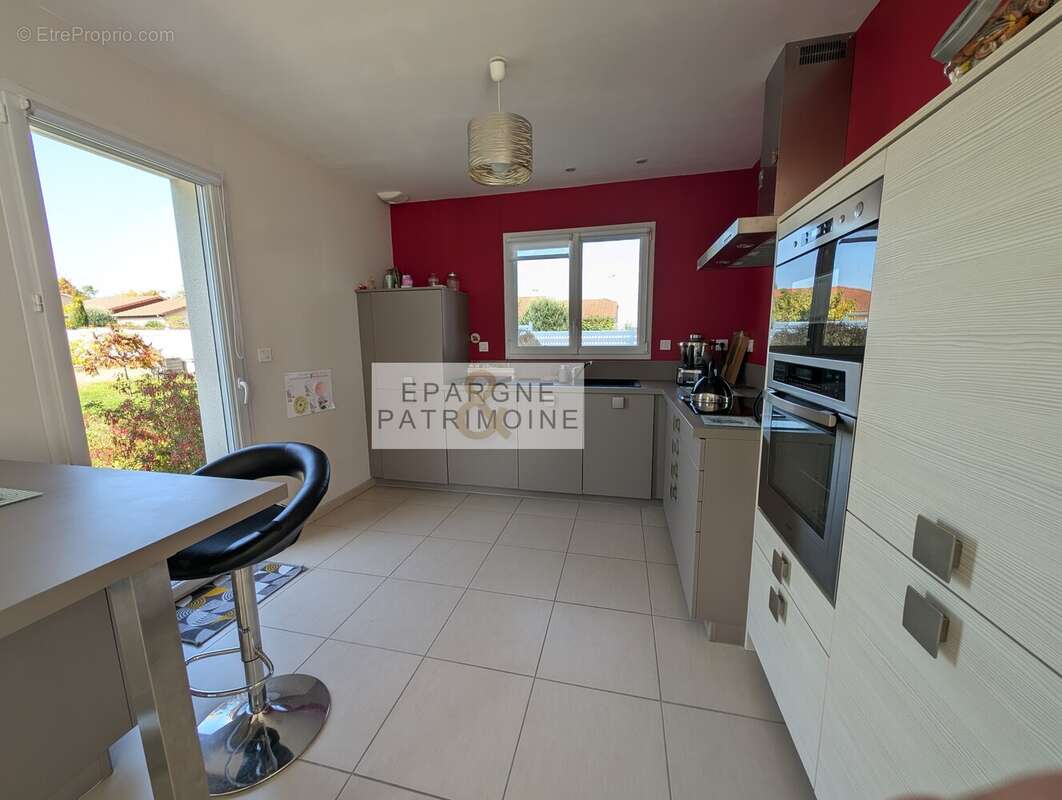 n°1 - Maison à CHARVIEU-CHAVAGNEUX