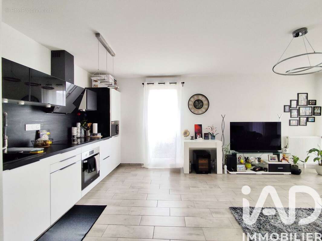 Photo 3 - Appartement à LES ULIS