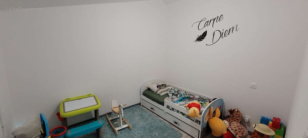 Maison à MONTPELLIER-DE-MEDILLAN