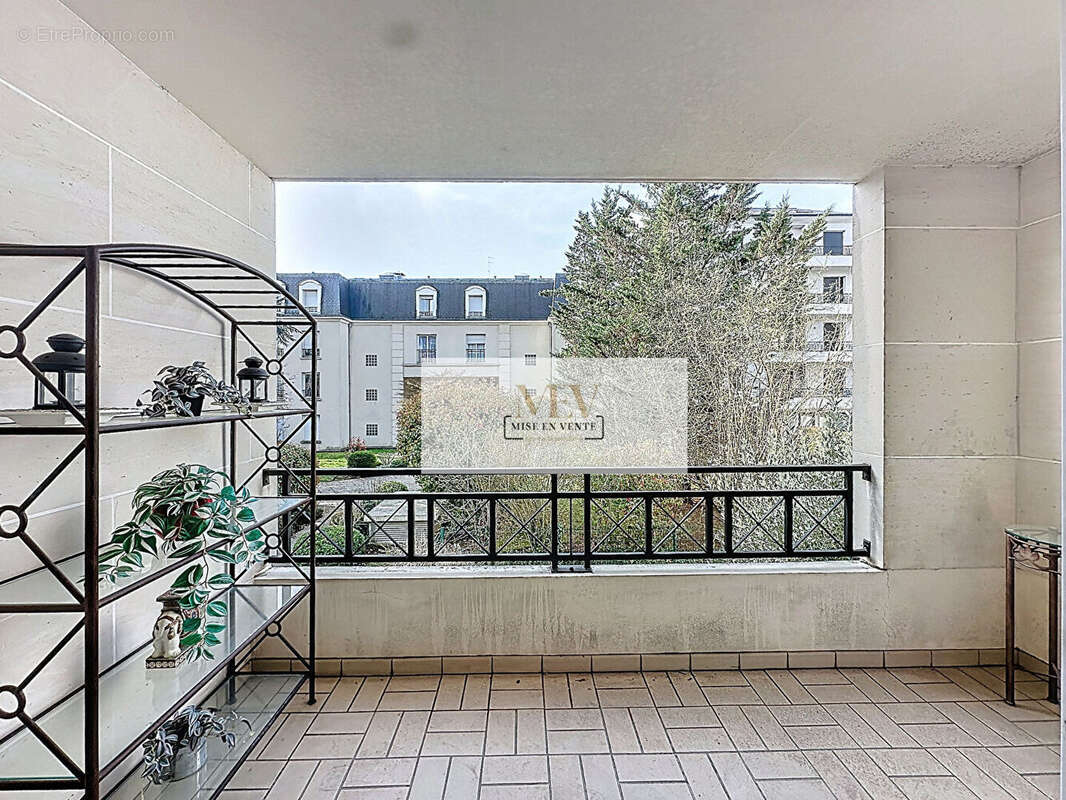 Appartement à LE PERREUX-SUR-MARNE