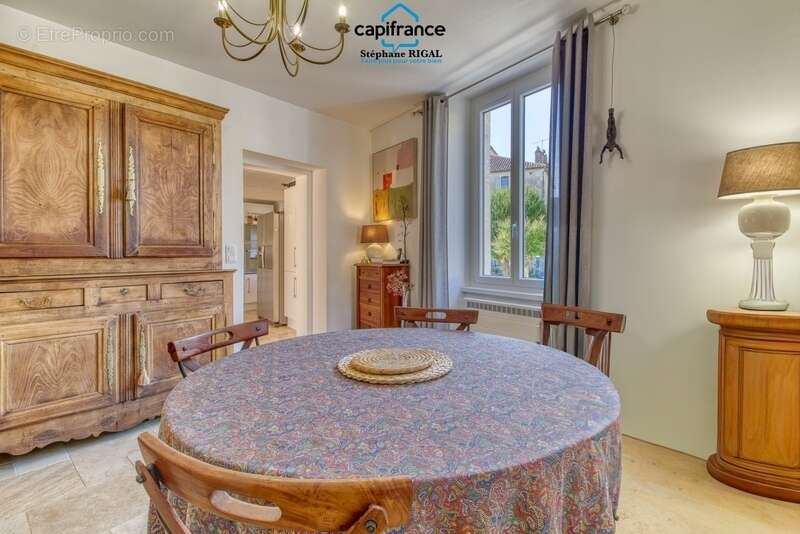 Maison à PUY-L&#039;EVEQUE