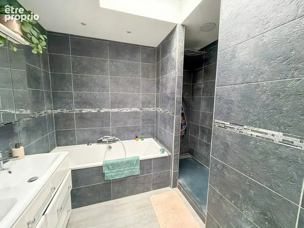 Maison 5 pièces 140 m² à vendre à Lys-Lez-Lannoy (59390) - photo 6