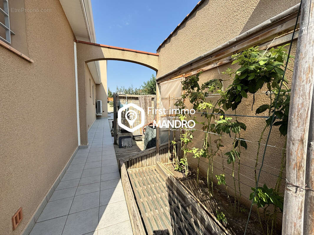Maison 152 m² à Ille-Sur-Tet  - photo 5