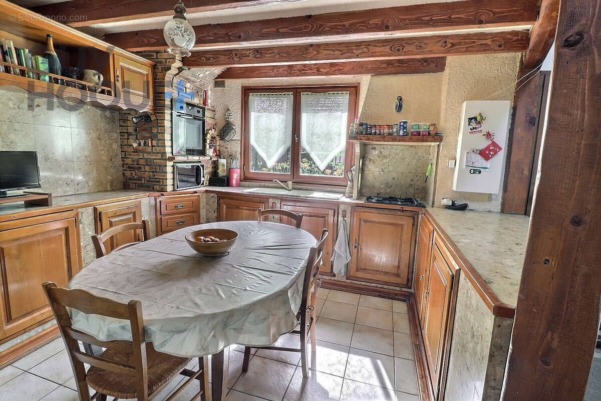 Maison à SAINTS